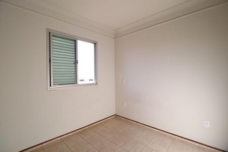 Quarto 1 - Suíte de apartamento para alugar com 2 quartos, 56m² em Umuarama, Uberlândia