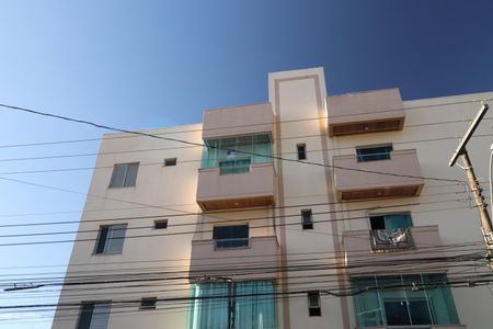 Apartamento para alugar com 56m², 2 quartos e 2 vagasPlaquinha