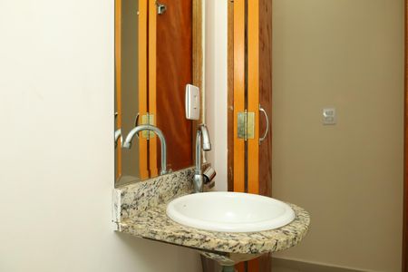 Casa de condomínio à venda com 65m², 2 quartos e 1 vagaBanheiro 3 - Lavabo
