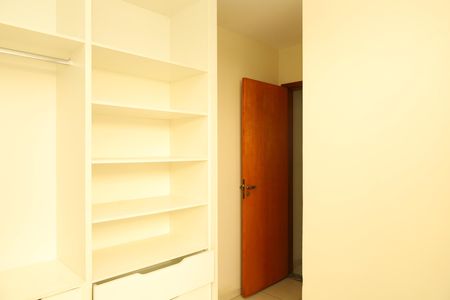 Casa de condomínio à venda com 65m², 2 quartos e 1 vagaQuarto 1- Suíte