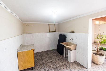 Casa para alugar com 90m², 3 quartos e 2 vagas Casa para alugar com 90m², 3 quartos e 2 vagasÁrea de Serviço