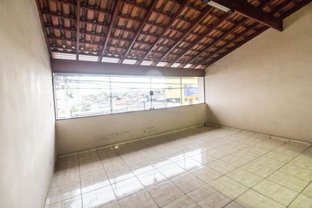 Casa para alugar com 90m², 3 quartos e 2 vagas Casa para alugar com 90m², 3 quartos e 2 vagasVaranda