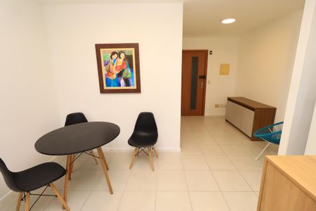 Apartamento para alugar com 54m², 1 quarto e 1 vaga Apartamento para alugar com 54m², 1 quarto e 1 vagaSala