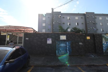 Fachada de apartamento para alugar com 2 quartos, 46m² em Conjunto Residencial José Bonifácio, São Paulo