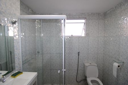 Apartamento para alugar com 46m², 2 quartos e sem vagaBanheiro