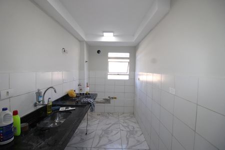 Apartamento para alugar com 46m², 2 quartos e sem vagaSala / Cozinha