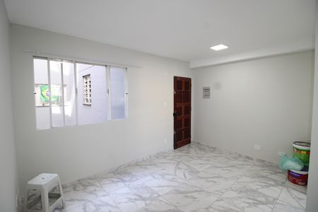 Apartamento para alugar com 46m², 2 quartos e sem vagaSala / Cozinha