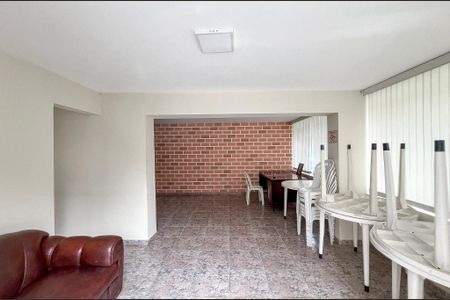 Apartamento para alugar com 76m², 2 quartos e 1 vaga Apartamento para alugar com 76m², 2 quartos e 1 vagaÁrea comum - Salão de festas