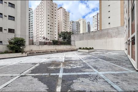 Apartamento para alugar com 76m², 2 quartos e 1 vaga Apartamento para alugar com 76m², 2 quartos e 1 vagaÁrea comum