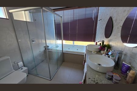Casa para alugar com 4 quartos, 316m² em São Damião, Vespasiano