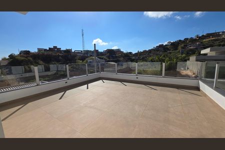 Casa para alugar com 4 quartos, 316m² em São Damião, Vespasiano