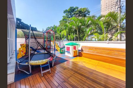 Apartamento para alugar com 52m², 1 quarto e 1 vaga Apartamento para alugar com 52m², 1 quarto e 1 vagaÁrea comum - Playground