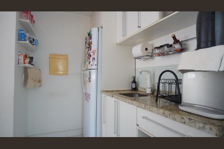 Cozinha  de apartamento para alugar com 3 quartos, 68m² em Jardim Carvalho, Porto Alegre