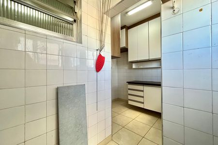 Apartamento à venda com 64m², 2 quartos e sem vaga Apartamento à venda com 64m², 2 quartos e sem vagaÁrea de Serviço