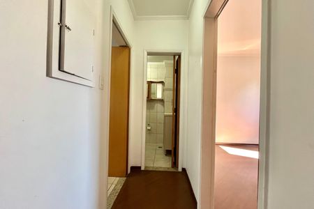Corredor de apartamento à venda com 2 quartos, 64m² em Mirandópolis, São Paulo