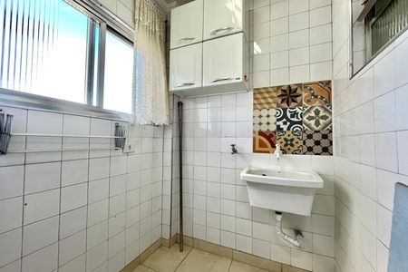 Apartamento à venda com 64m², 2 quartos e sem vaga Apartamento à venda com 64m², 2 quartos e sem vagaÁrea de Serviço