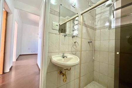 Apartamento à venda com 64m², 2 quartos e sem vaga Apartamento à venda com 64m², 2 quartos e sem vagaBanheiro