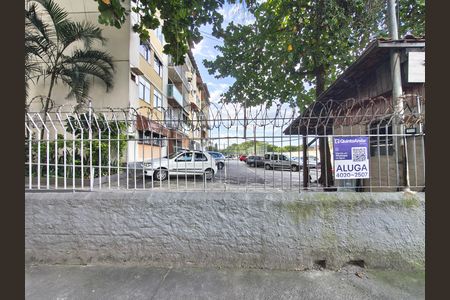 Fachada de apartamento para alugar com 2 quartos, 50m² em Taquara, Rio de Janeiro