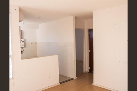 Sala de apartamento para alugar com 2 quartos, 43m² em Santa Cruz, Rio de Janeiro