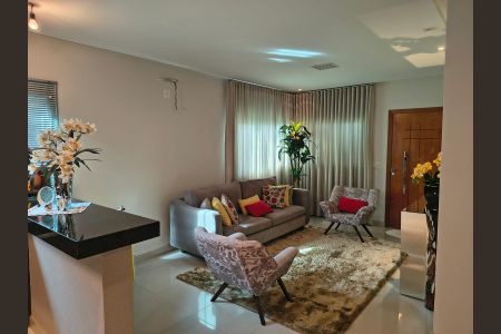 Sala de casa à venda com 3 quartos, 360m² em Residencial Alice Barbosa, Goiânia