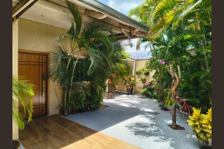 Casa à venda com 3 quartos, 360m² em Residencial Alice Barbosa, Goiânia