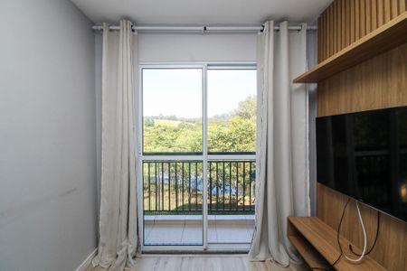 Varanda Sala de apartamento para alugar com 2 quartos, 50m² em Bairro do Maranhao, Cotia
