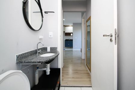 Banheiro de apartamento para alugar com 2 quartos, 50m² em Bairro do Maranhao, Cotia