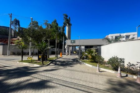 Apartamento para alugar com 50m², 2 quartos e 1 vaga Apartamento para alugar com 50m², 2 quartos e 1 vagaFachada Condomínio