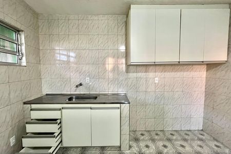 Cozinha de casa para alugar com 2 quartos, 78m² em Jardim Oriental, São Paulo