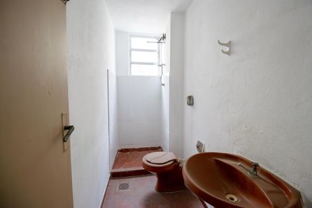 Apartamento para alugar com 55m², 2 quartos e 1 vaga Apartamento para alugar com 55m², 2 quartos e 1 vagaBanheiro