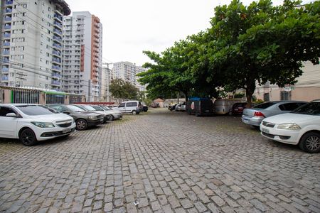 Garagem de apartamento para alugar com 2 quartos, 55m² em Irajá, Rio de Janeiro