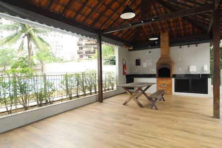 Apartamento para alugar com 70m², 2 quartos e 1 vagaÁrea comum - Churrasqueira