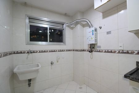 Apartamento para alugar com 70m², 2 quartos e 1 vagaÁrea de serviço