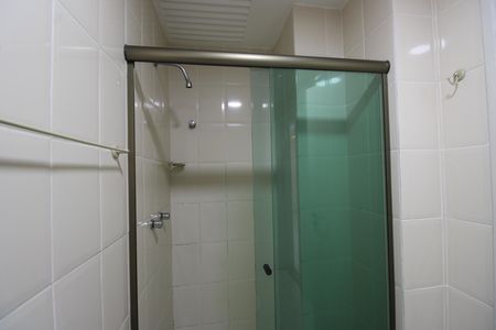 Apartamento para alugar com 70m², 2 quartos e 1 vagaBanheiro canadense, comunica quarto 2 e sala