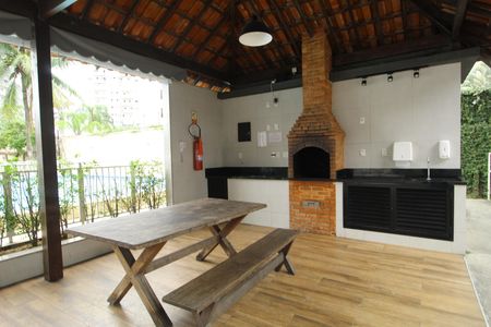 Apartamento para alugar com 70m², 2 quartos e 1 vagaÁrea comum - Churrasqueira