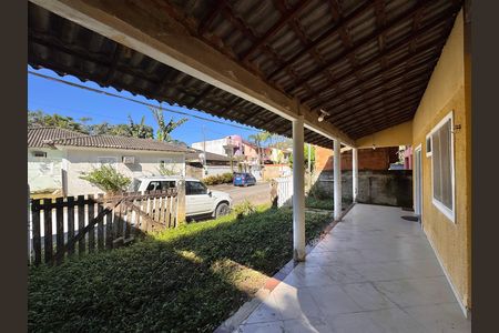 Casa de condomínio à venda com 120m², 3 quartos e 2 vagas Casa de condomínio à venda com 120m², 3 quartos e 2 vagasÁrea externa