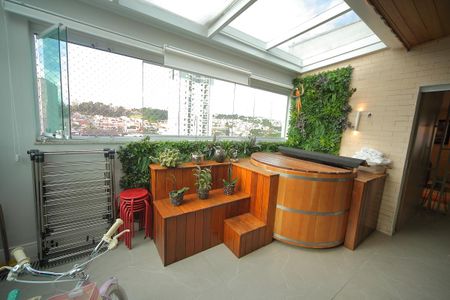 Apartamento à venda com 160m², 2 quartos e 2 vagasOfurô - Cobertura 