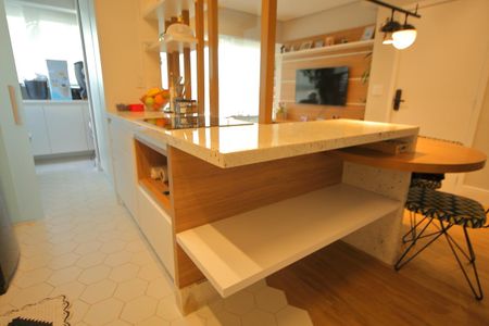 Apartamento à venda com 160m², 2 quartos e 2 vagasCozinha 