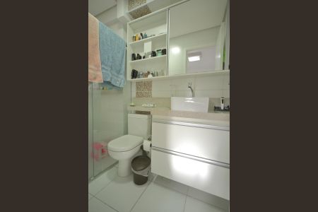 Apartamento à venda com 160m², 2 quartos e 2 vagasBanheiro da Suíte 2 