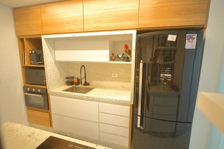 Apartamento à venda com 160m², 2 quartos e 2 vagasCozinha 