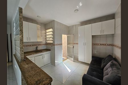 Casa para alugar com 70m², 2 quartos e 1 vaga Casa para alugar com 70m², 2 quartos e 1 vagaCozinha
