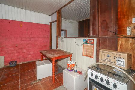 Cozinha de casa para alugar com 1 quarto, 80m² em Humaitá, Porto Alegre