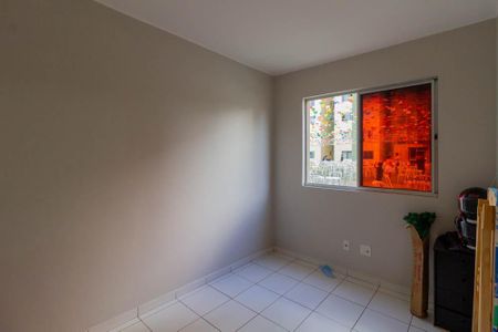 Quarto de apartamento para alugar com 2 quartos, 60m² em Qs 303, Brasília