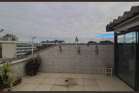 Apartamento para alugar com 95m², 2 quartos e 1 vaga Apartamento para alugar com 95m², 2 quartos e 1 vagaVaranda