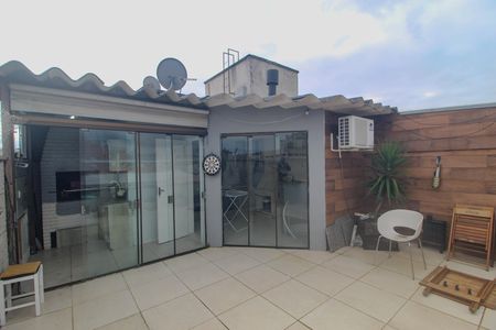Apartamento para alugar com 95m², 2 quartos e 1 vaga Apartamento para alugar com 95m², 2 quartos e 1 vagaVaranda