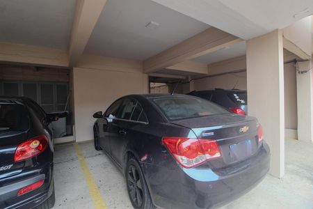 Garagem de apartamento para alugar com 2 quartos, 95m² em Azenha, Porto Alegre