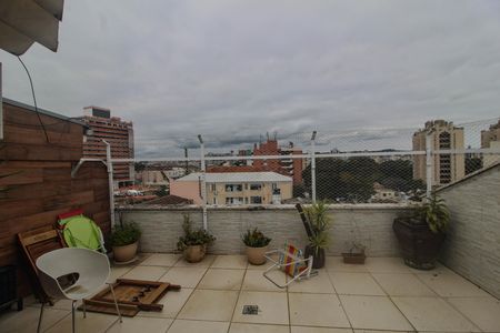 Apartamento para alugar com 95m², 2 quartos e 1 vaga Apartamento para alugar com 95m², 2 quartos e 1 vagaVaranda