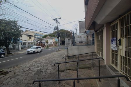 Placa/Fachada de apartamento para alugar com 2 quartos, 95m² em Azenha, Porto Alegre