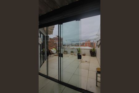 Apartamento para alugar com 95m², 2 quartos e 1 vaga Apartamento para alugar com 95m², 2 quartos e 1 vagaVaranda