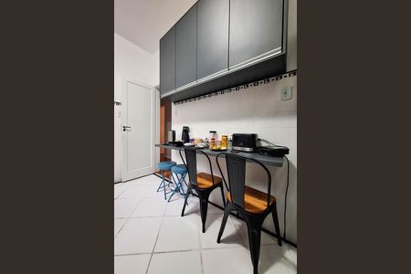 Apartamento à venda com 98m², 3 quartos e sem vaga Apartamento à venda com 98m², 3 quartos e sem vagaCozinha